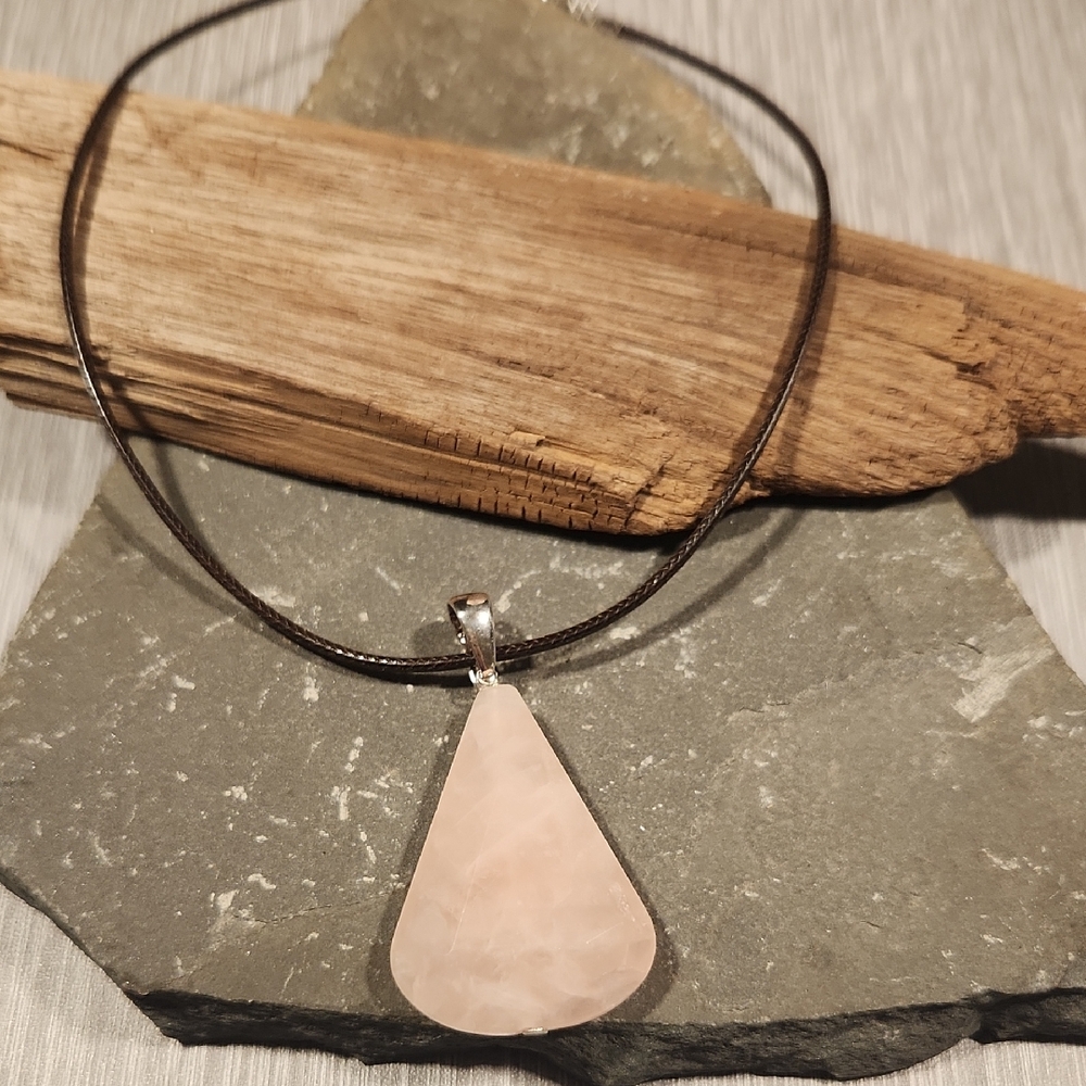 Deb Guyot Rose Quartz And Sterling Silver Pendant. NWOT